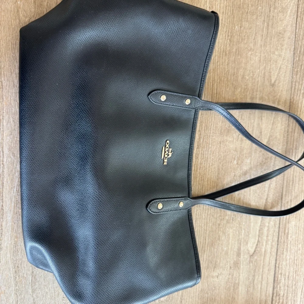 Coach ourse - Picture 2 of 3